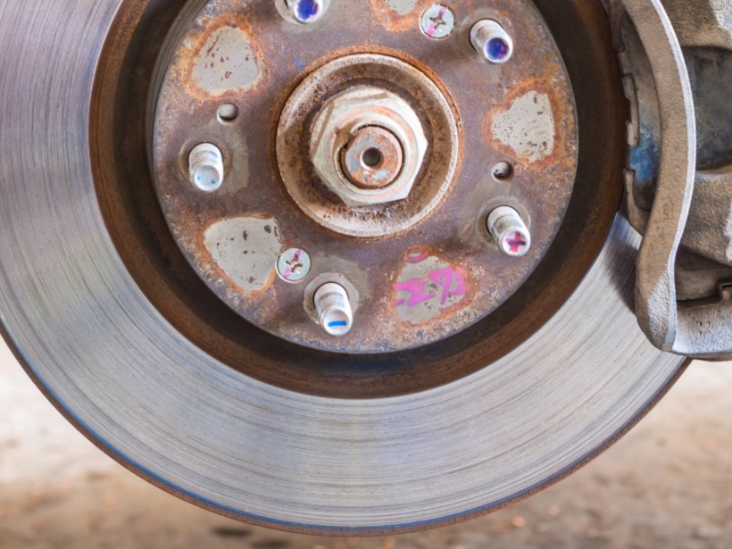 XRF Gun: Fast and Non-Destructive Elemental Analysis