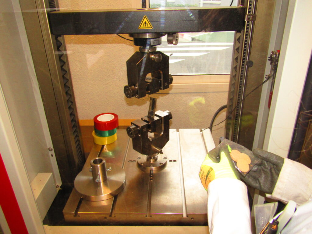 Search and evaluation of high temperature adhesives by accelerated life testing Search and evaluation of high temperature adhesives by accelerated life testing