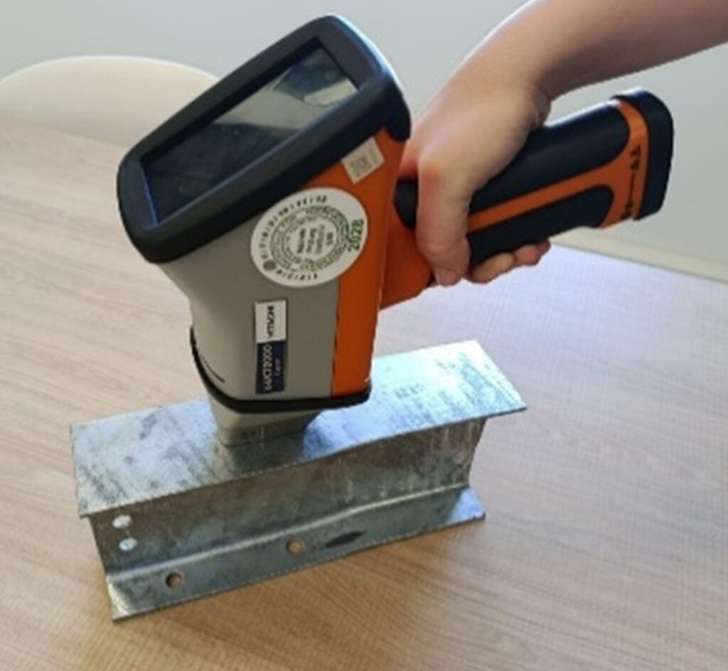 XRF Gun: Fast and Non-Destructive Elemental Analysis