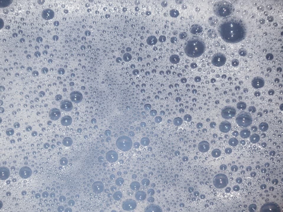 Foam formation during a comparative test of cleaning products versus electrolysed water