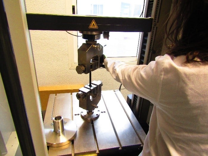 Máquina Universal de Ensayos Máquina Universal de Ensayos